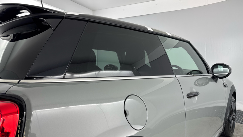 MINI Hatchback 1.5 Cooper Sport 3dr Auto Petrol Hatchback